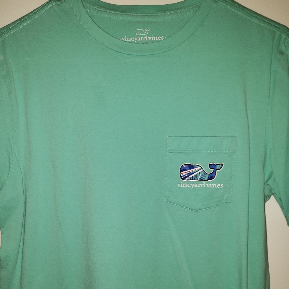 Vineyard Vines TShirt